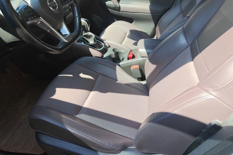 Used Nissan Qashqai 2019 2.0L CVT Luxury Edition Left Front Seat