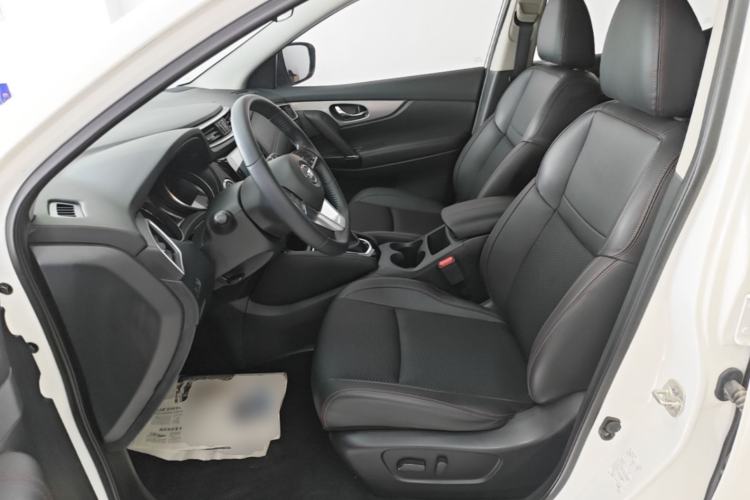 Used Nissan Qashqai 2019 2.0L CVT Luxury Edition Left Front Seat
