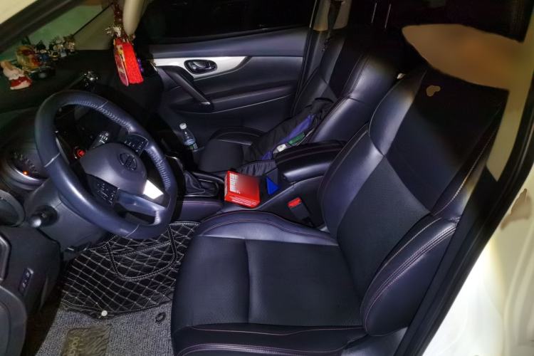 Used Nissan Qashqai 2019 2.0L CVT Luxury Edition Left Front Seat