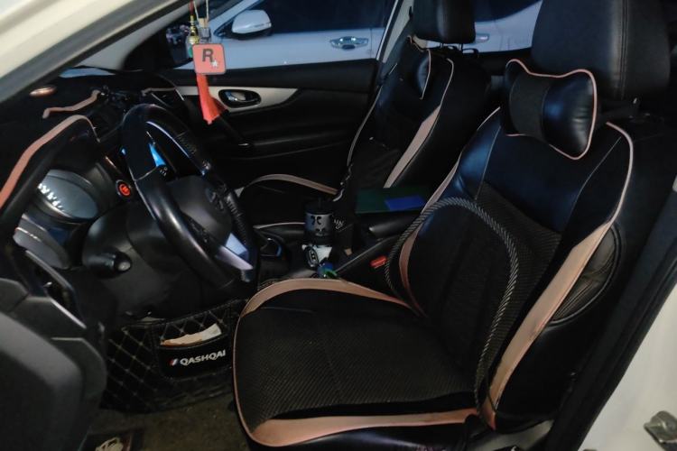 Used Nissan Qashqai 2019 2.0L CVT Luxury Edition Left Front Seat