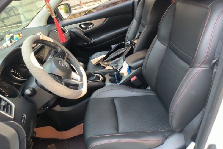 Used Nissan Qashqai 2019 2.0L CVT Luxury Edition Left Front Seat
