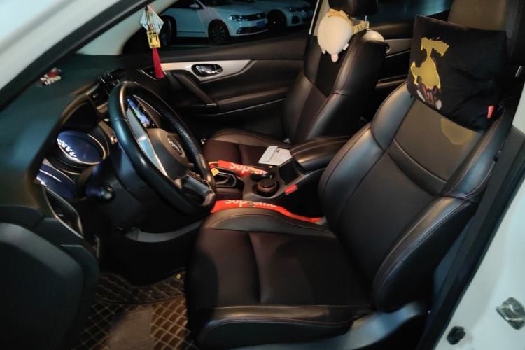 Used Nissan Qashqai 2019 2.0L CVT Luxury Edition Left Front Seat