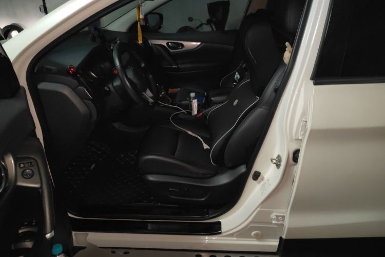 Used Nissan Qashqai 2019 2.0L CVT Luxury Edition Left Front Seat