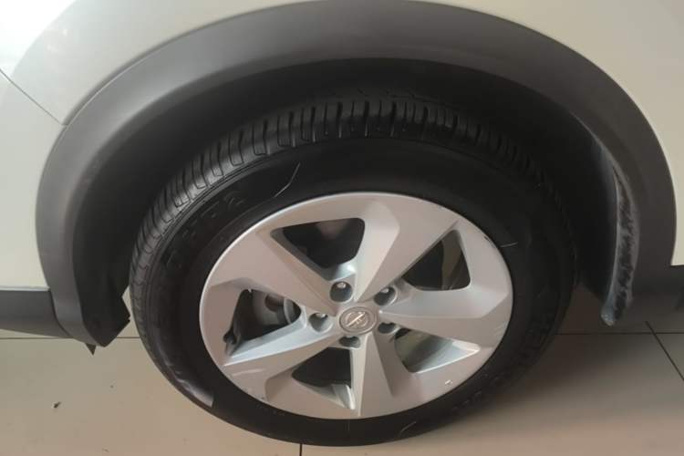 Used Nissan Qashqai 2019 2.0L CVT Smart Enjoyment Version Left Front Wheel Hub