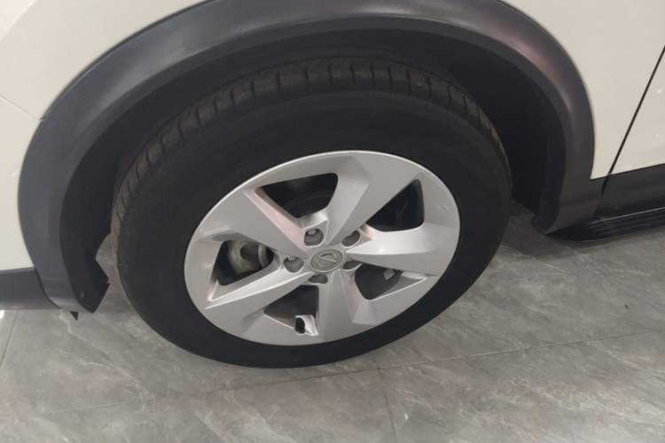 Used Nissan Qashqai 2019 2.0L CVT Smart Enjoyment Version Left Front Wheel Hub
