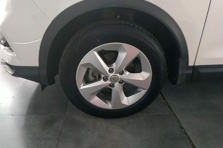 Used Nissan Qashqai 2019 2.0L CVT Smart Enjoyment Version Left Front Wheel Hub