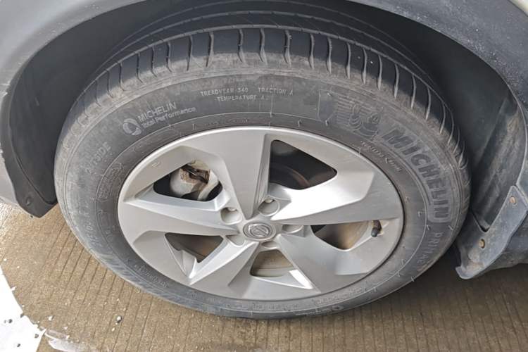Used Nissan Qashqai 2019 2.0L CVT Smart Enjoyment Version Left Front Wheel Hub