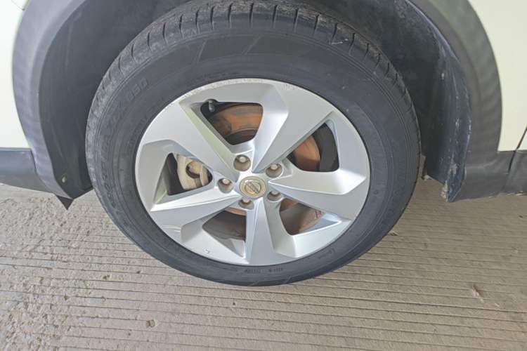 Used Nissan Qashqai 2019 2.0L CVT Smart Enjoyment Version Left Front Wheel Hub