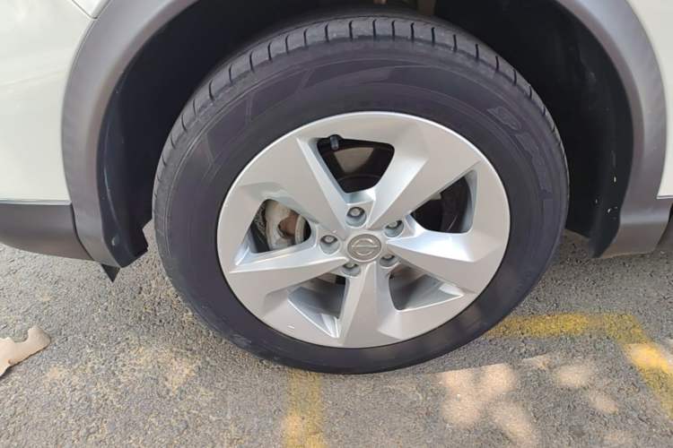 Used Nissan Qashqai 2019 2.0L CVT Smart Enjoyment Version Left Front Wheel Hub