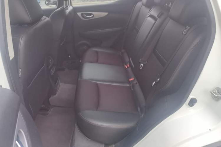 Used Nissan Qashqai 2019 2.0L CVT Luxury Edition Left Rear Seat