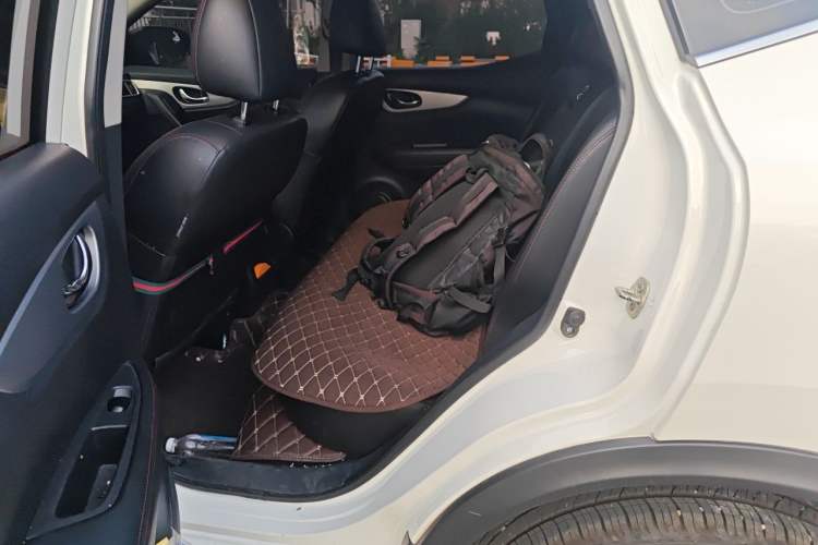 Used Nissan Qashqai 2019 2.0L CVT Luxury Edition Left Rear Seat
