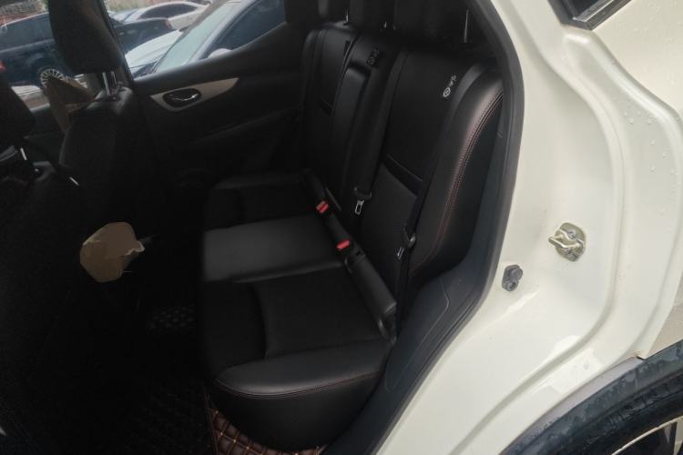 Used Nissan Qashqai 2019 2.0L CVT Luxury Edition Left Rear Seat