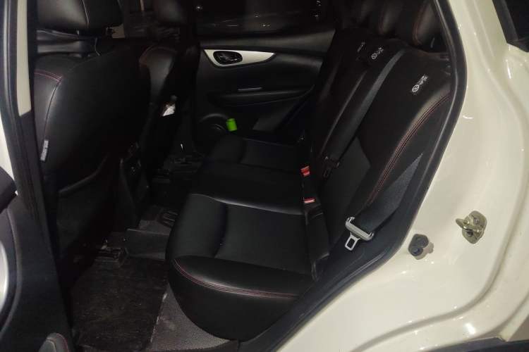 Used Nissan Qashqai 2019 2.0L CVT Luxury Edition Left Rear Seat