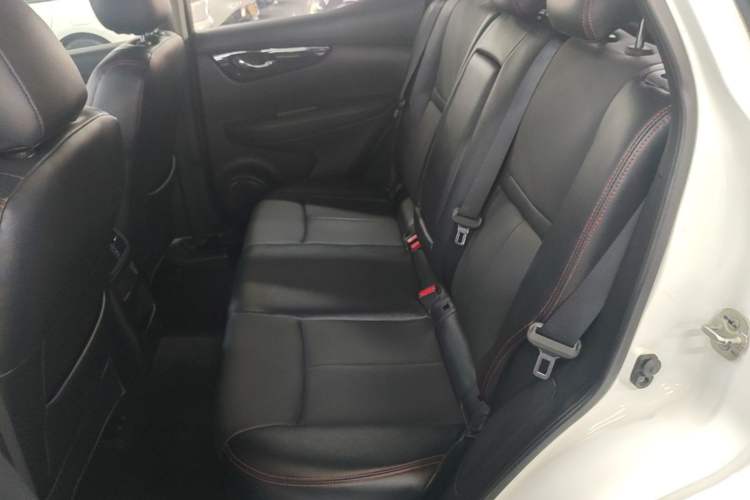 Used Nissan Qashqai 2019 2.0L CVT Smart Enjoyment Version Left Rear Seat