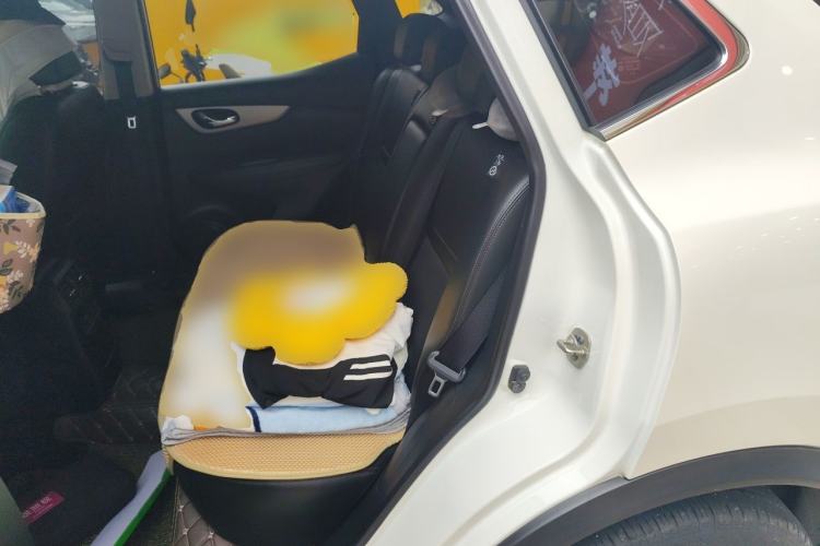 Used Nissan Qashqai 2019 2.0L CVT Luxury Edition Left Rear Seat