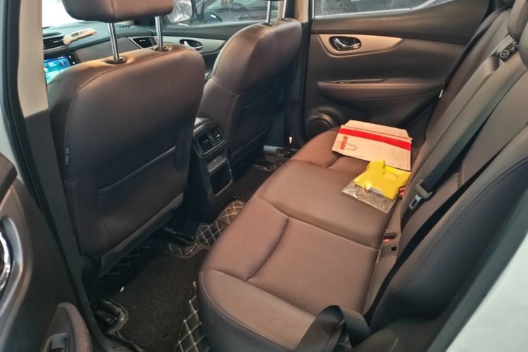 Used Nissan Qashqai 2019 2.0L CVT Luxury Edition Left Rear Seat