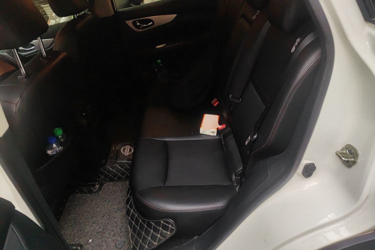 Used Nissan Qashqai 2019 2.0L CVT Luxury Edition Left Rear Seat