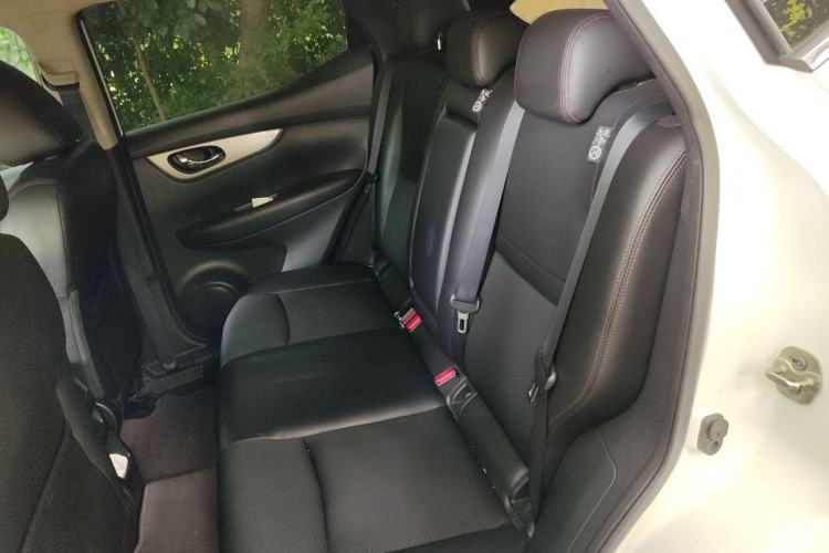 Used Nissan Qashqai 2019 2.0L CVT Luxury Edition Left Rear Seat