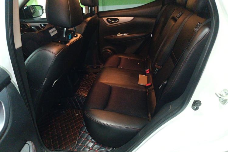 Used Nissan Qashqai 2019 2.0L CVT Luxury Edition Left Rear Seat