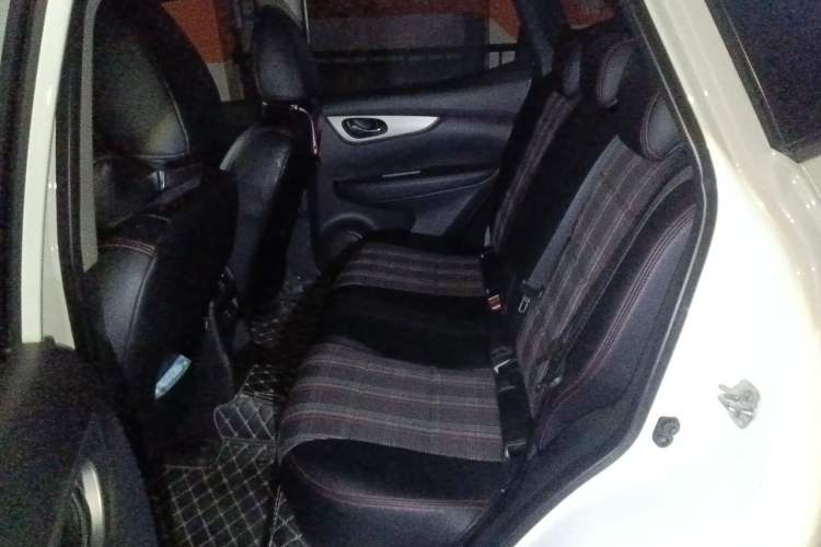 Used Nissan Qashqai 2019 2.0L CVT Luxury Edition Left Rear Seat