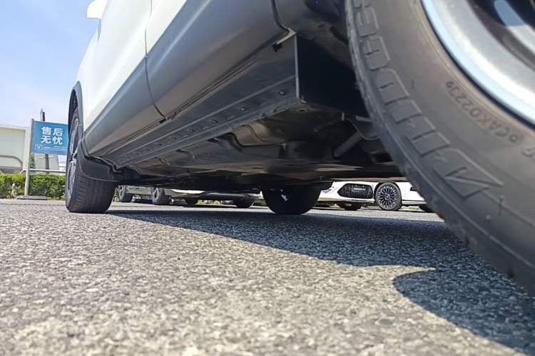 Used Nissan Qashqai 2019 2.0L CVT Luxury Edition Left Side Sill