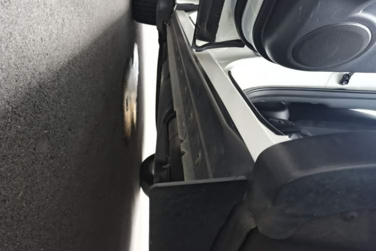 Used Nissan Qashqai 2019 2.0L CVT Luxury Edition Left Side Sill
