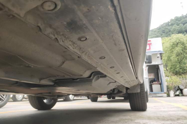 Used Nissan Qashqai 2019 2.0L CVT Luxury Edition Left Side Sill
