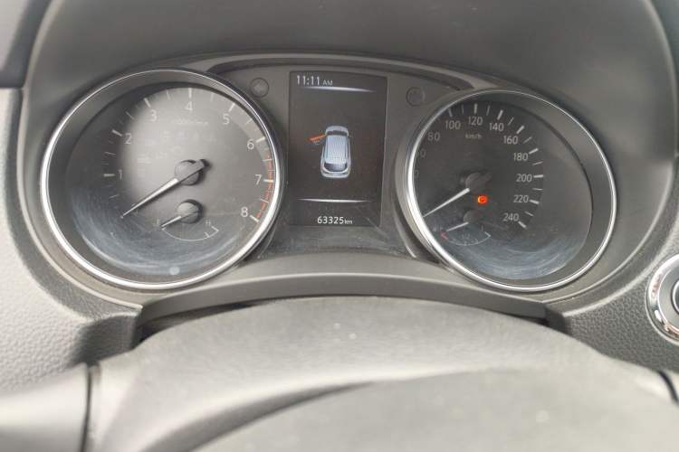 Used Nissan Qashqai 2019 2.0L CVT Luxury Edition Odometer Close Up