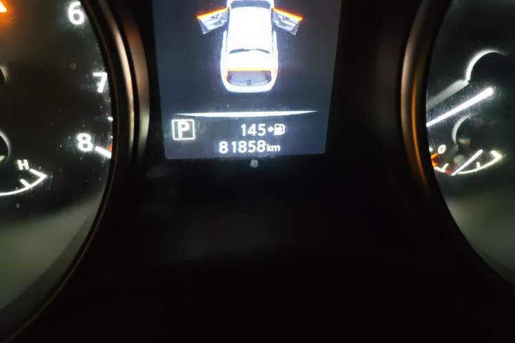 Used Nissan Qashqai 2019 2.0L CVT Luxury Edition Odometer Close Up