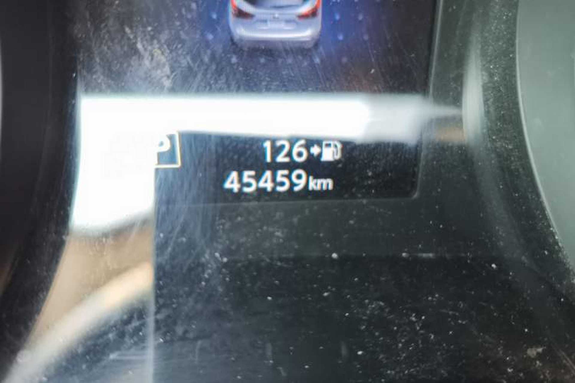 Used Nissan Qashqai 2019 2.0L CVT Luxury Edition Odometer Close Up