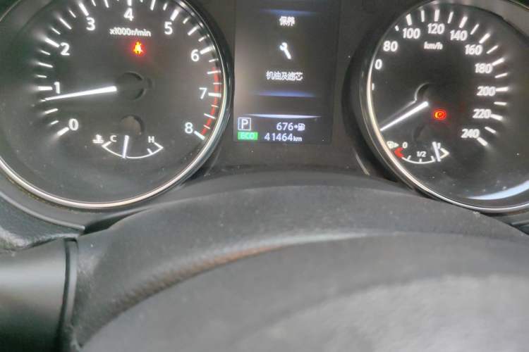 Used Nissan Qashqai 2019 2.0L CVT Smart Enjoyment Version Odometer Close Up
