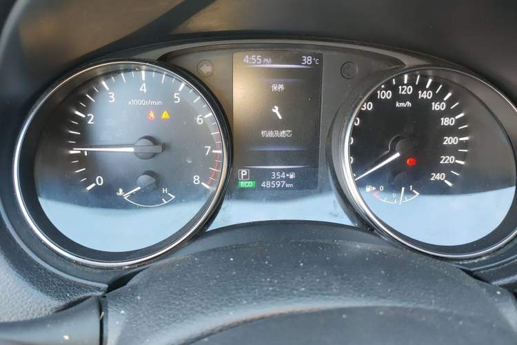 Used Nissan Qashqai 2019 2.0L CVT Smart Enjoyment Version Odometer Close Up