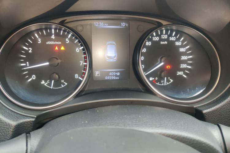 Used Nissan Qashqai 2019 2.0L CVT Smart Enjoyment Version Odometer Close Up