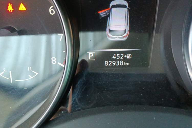 Used Nissan Qashqai 2019 2.0L CVT Luxury Edition Odometer Close Up