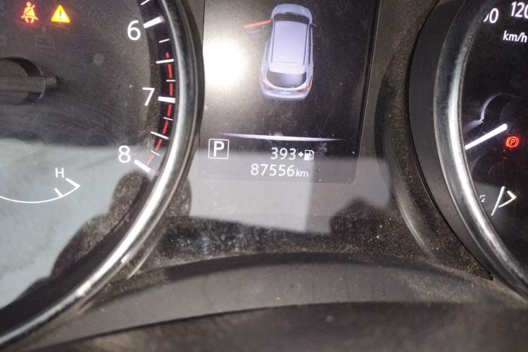 Used Nissan Qashqai 2019 2.0L CVT Smart Enjoyment Version Odometer Close Up