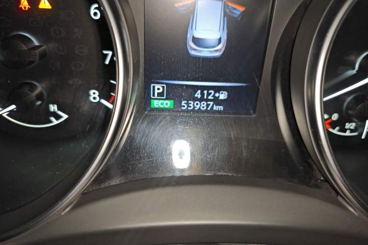 Used Nissan Qashqai 2019 2.0L CVT Smart Enjoyment Version Odometer Close Up