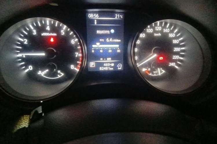 Used Nissan Qashqai 2019 2.0L CVT Luxury Edition Odometer Close Up