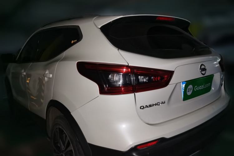 Used Nissan Qashqai 2019 2.0L CVT Luxury Edition Rear Left 45 Deg