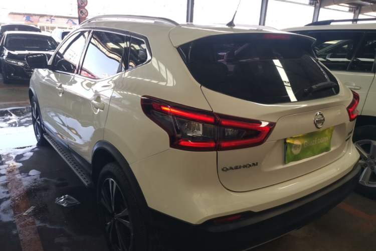 Used Nissan Qashqai 2019 2.0L CVT Luxury Edition Rear Left 45 Deg