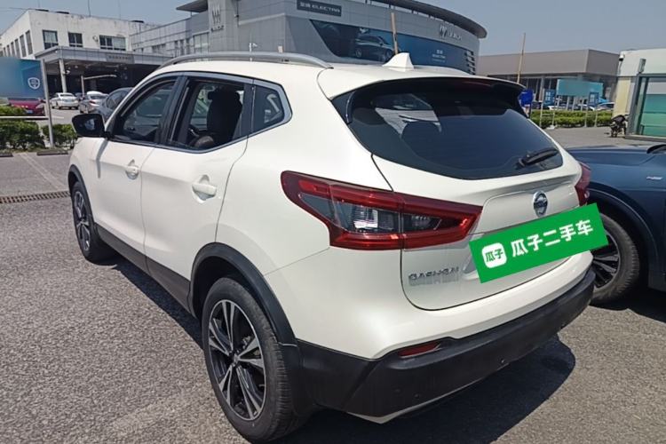 Used Nissan Qashqai 2019 2.0L CVT Luxury Edition Rear Left 45 Deg