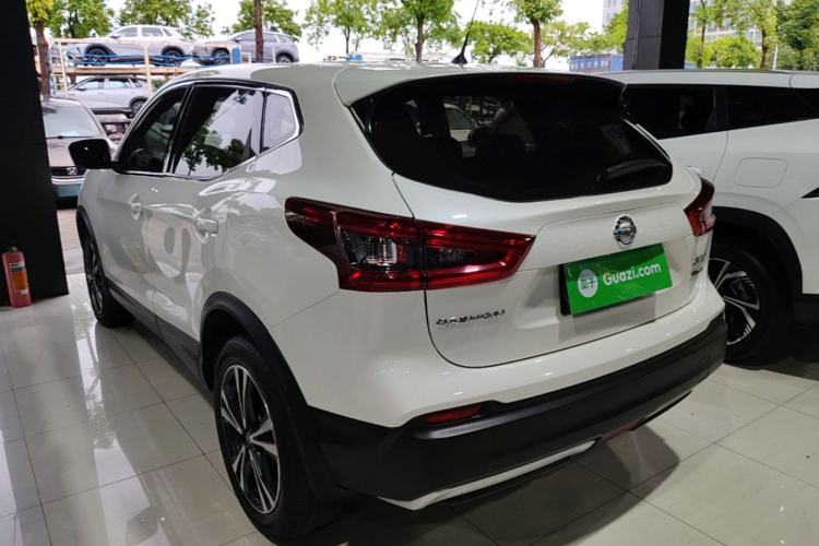 Used Nissan Qashqai 2019 2.0L CVT Luxury Edition Rear Left 45 Deg
