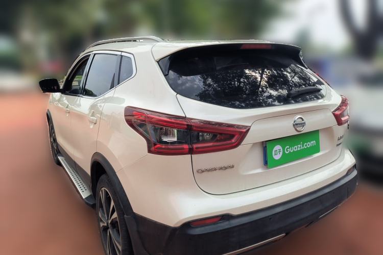 Used Nissan Qashqai 2019 2.0L CVT Luxury Edition Rear Left 45 Deg