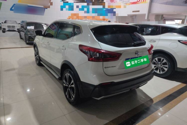 Used Nissan Qashqai 2019 2.0L CVT Luxury Edition Rear Left 45 Deg