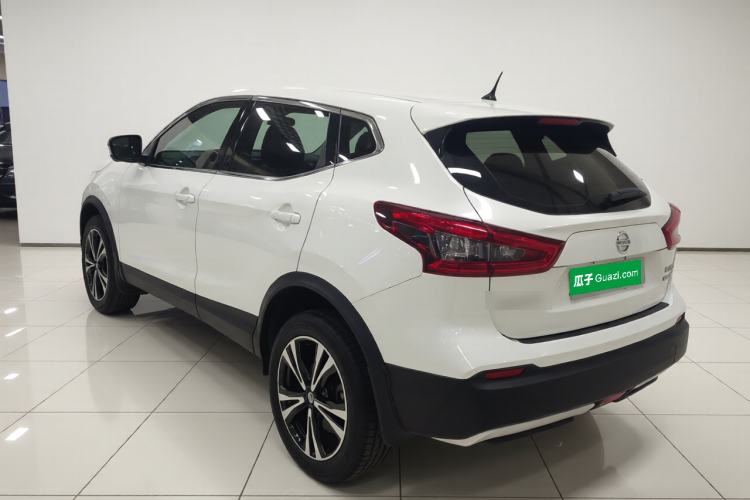 Used Nissan Qashqai 2019 2.0L CVT Luxury Edition Rear Left 45 Deg