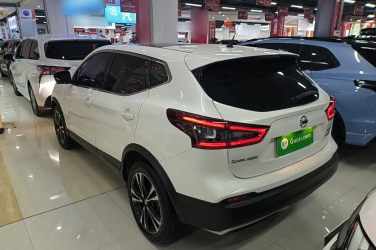 Used Nissan Qashqai 2019 2.0L CVT Luxury Edition Rear Left 45 Deg
