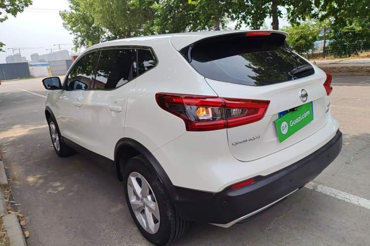 Used Nissan Qashqai 2019 2.0L CVT Smart Enjoyment Version Rear Left 45 Deg