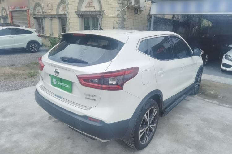 Used Nissan Qashqai 2019 2.0L CVT Luxury Edition Rear Right 45 Deg