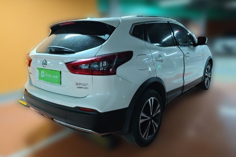 Used Nissan Qashqai 2019 2.0L CVT Luxury Edition Rear Right 45 Deg