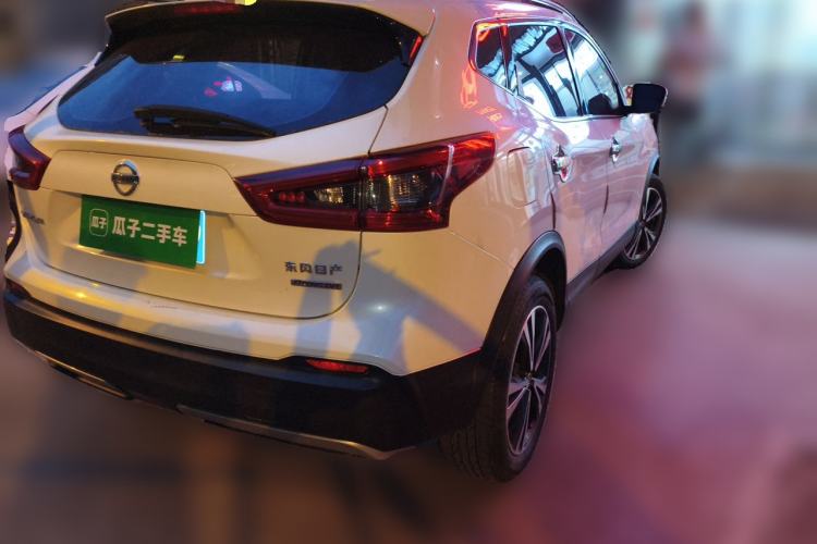 Used Nissan Qashqai 2019 2.0L CVT Luxury Edition Rear Right 45 Deg