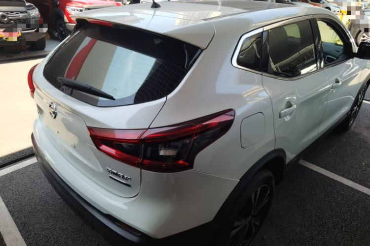 Used Nissan Qashqai 2019 2.0L CVT Luxury Edition Rear Right 45 Deg
